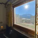 Skyline Su Apartment *